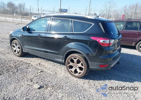2017 Ford Escape Titanium из США, поврежденный, VIN 1FMCU9J93HUC74036